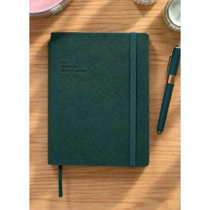 VICTORIAS JOURNALS 226-2405 14x20,5 cm KUKA 416 SAYFA RENKLİ KENAR LASTİKLİ CEPLİ ESNEK KAPAK GÜNLÜK AJANDA - ORMAN YEŞİLİ