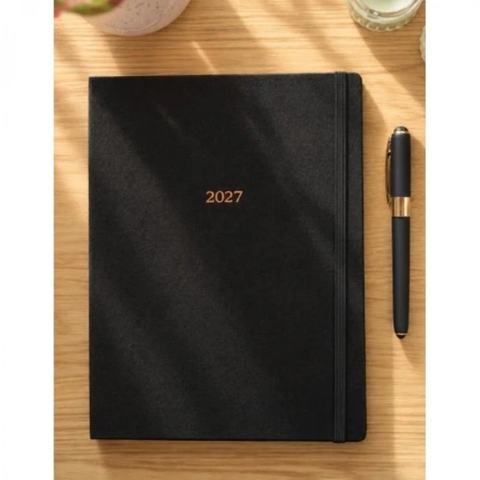 VICTORIAS JOURNALS 226-2301 19X25 A4 CLASSIC SERT KAPAK CEPLİ LASTİKLİ HAFTALIK AJANDA - SİYAH