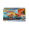 MATTEL  HTN81 HOT WHEELS PİZZA DÜKKANINDA KOBRA MACERASI OYUN SETİ 3+