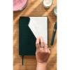 VICTORIAS JOURNALS 226-2405 14x20,5 cm KUKA 416 SAYFA RENKLİ KENAR LASTİKLİ CEPLİ ESNEK KAPAK GÜNLÜK AJANDA - ORMAN YEŞİLİ