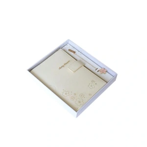 VICTORIAS JOURNALS 1060 KUTULU KİTAP AYRAÇLI 13X18 80gr.192 SYF. ÇİZGİLİ DEFTER BEJ