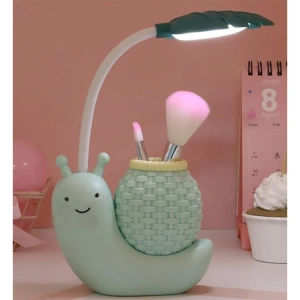 YLZ MASA LAMBASI 471 SALYANGOZ KALEM KUTULU LED USB KABLOLU YEŞİL