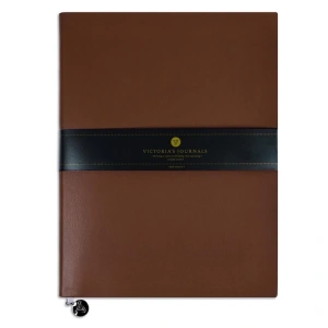 VICTORIAS JOURNALS 1785 SMYTH FLEXY SOFT COVER NOTEBOOK VEGAN DERİ 19x25cm 80gr. 192 SYF ÇİZGİLİ DEFTER KAHVERENGİ