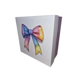 GIPTA LUCKY COLOR KARE HEDİYE KUTUSU BX3312 D NO:5 210x210x105mm - TEKLİ