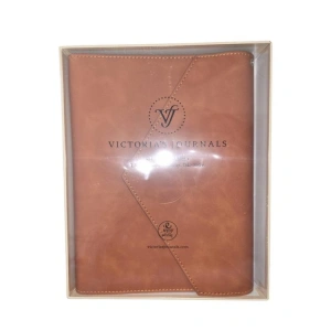 VICTORIAS JOURNALS MUSE 126-2727 KUTULU VEGAN DERİ A5 120 GR. 96 YP. DEĞİŞTİRİLEBİLEN İÇ ÇİZGİLİ ORGANİZER DEFTER KAHVERENGİ
