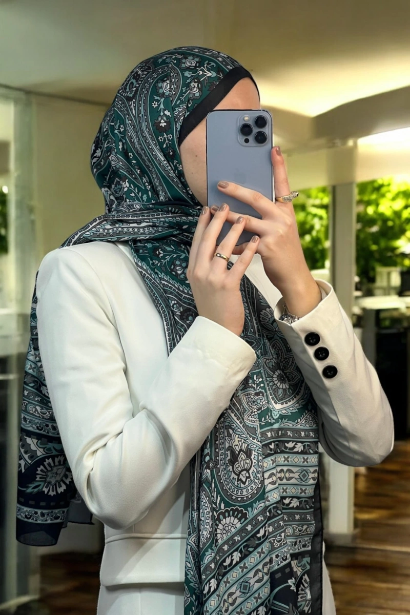 Amber Model Retro Desen Şal - Yeşil