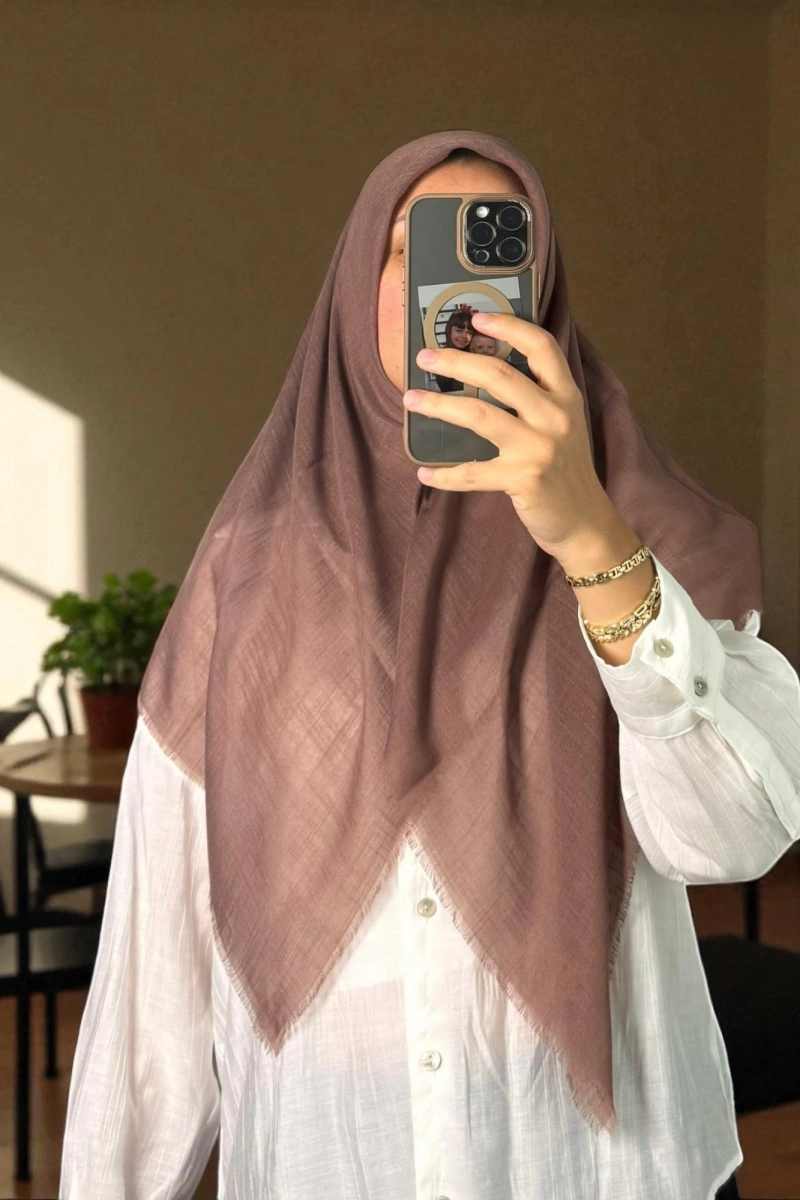 His Model Eşarp - Sütlü kahve