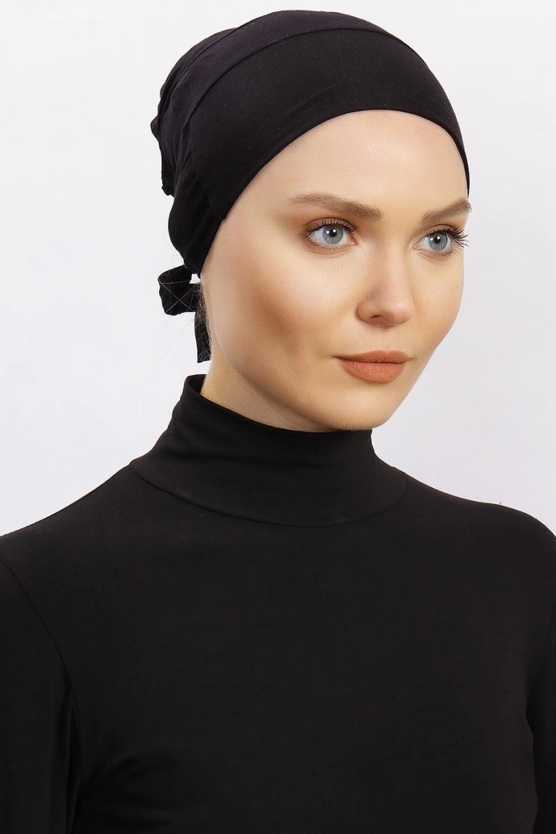 Kaymaz Bone Slikonlu Yapısıyla Kaymayı Engeller - Siyah