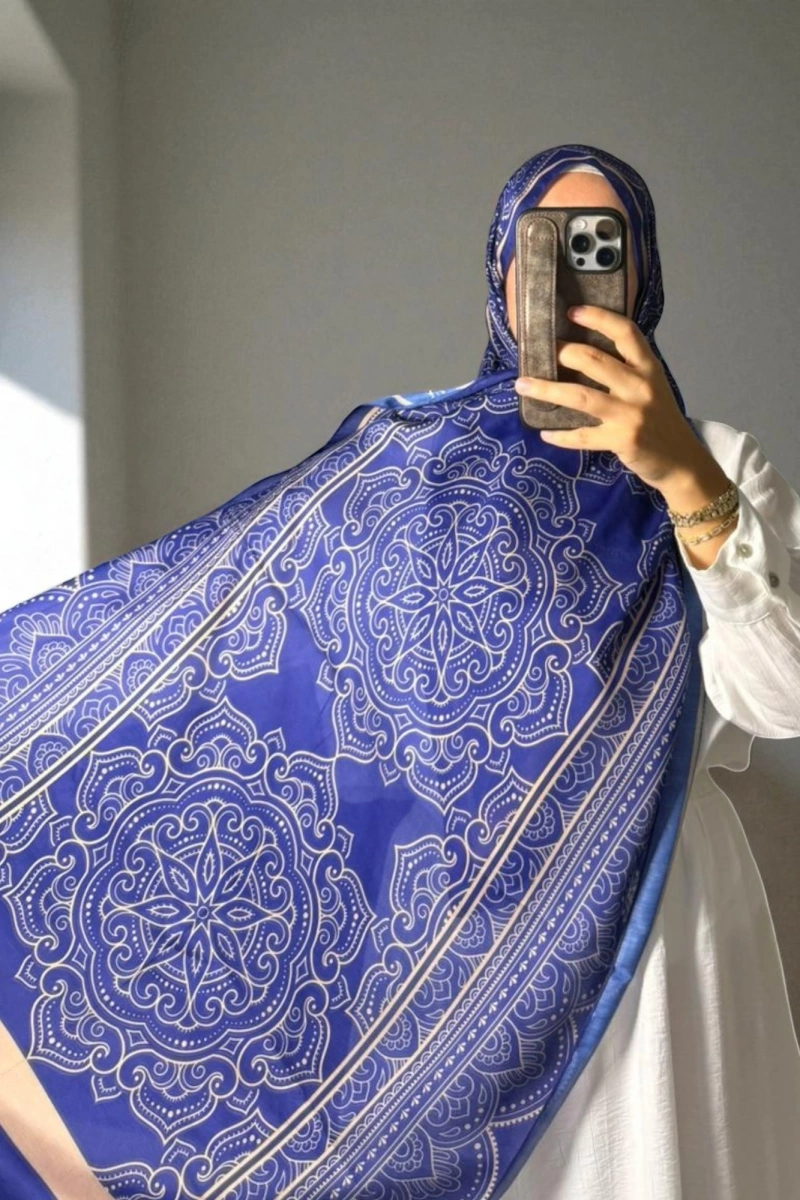 Lisa Model Retro Desen Şal - Saks