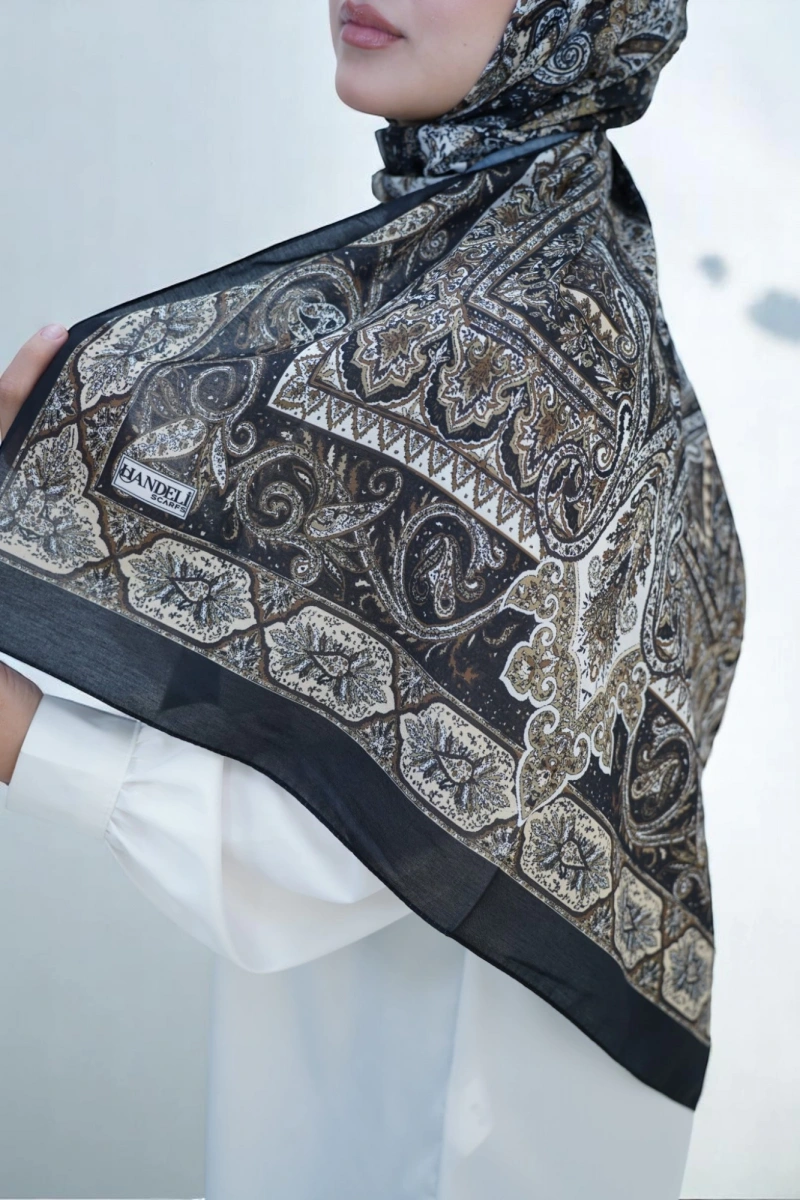 Violet Model Retro Şal - Siyah Beyaz
