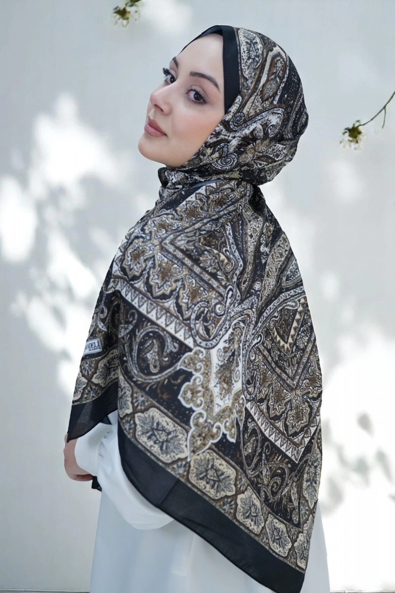 Violet Model Retro Şal - Siyah Beyaz