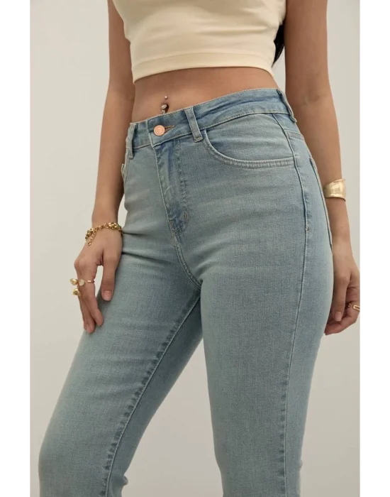 Light Blue Premium Yüksek Bel Bronz Düğmeli İspanyol Paça Jeans