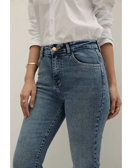 Dark Blue Premium Yüksek Bel Bronz Düğmeli İspanyol Paça Jeans