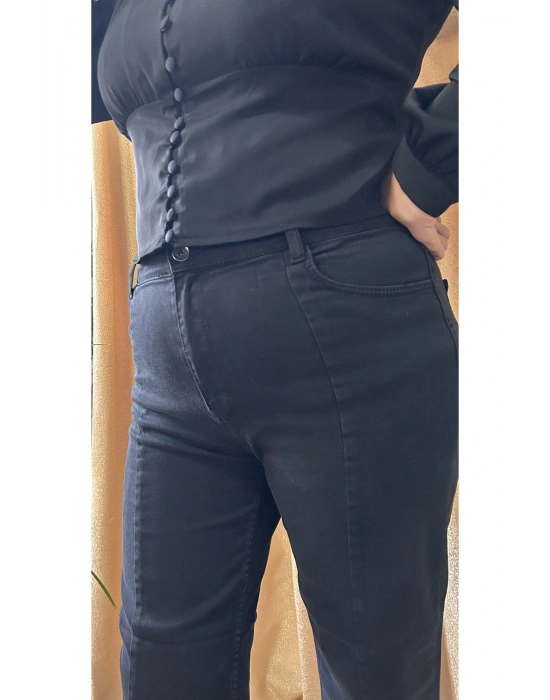 Ön Yırtmaç Detay Büyük Beden Siyah Pantolon (38 Beden-50 Beden)