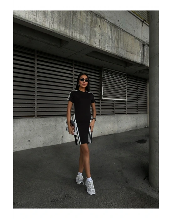 Kadın Sim Şerit Detaylı Kısa Kol Siyah Elbise