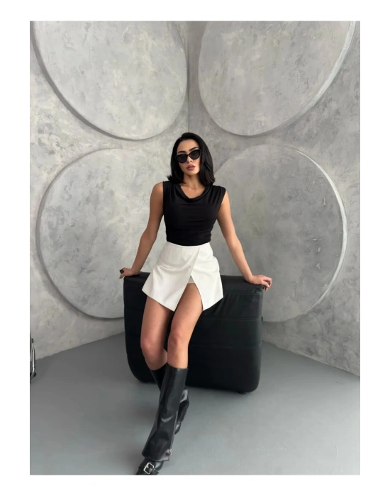 Kadın Siyah Degaje Yaka Dökümlü Drapeli Kolsuz Bluz