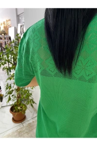 Kadın V Yaka Motifli Kısa Kol Triko T-Shırt