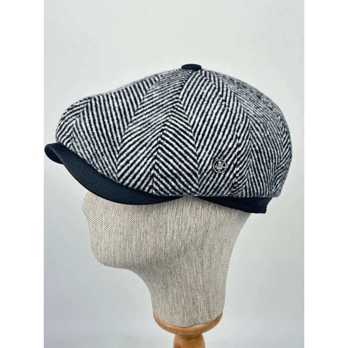 Kışlık Kaşe Kasket Şapka – Deri Siperlikli Modern Model