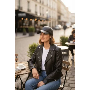 Karnas Bayan Siyah Deri Spor Şapka – Standart Beden & Günlük Kombinlere Uyumlu Stil