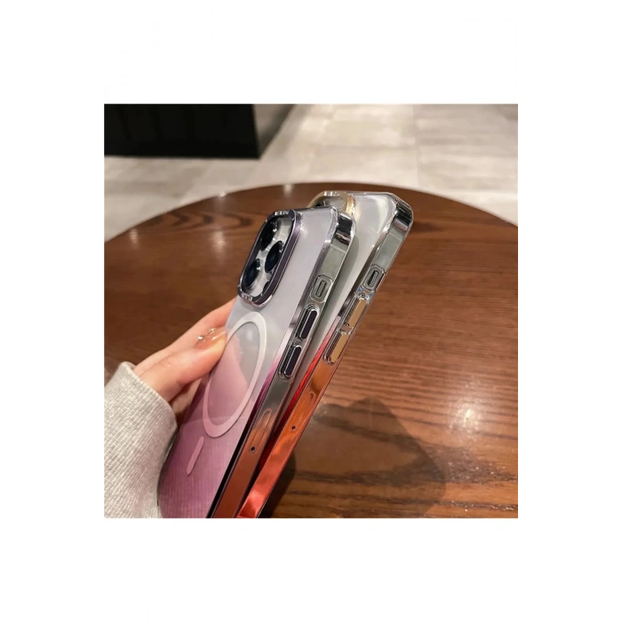 Apple iPhone 16 ile Uyumlu Metal Kamera Çerçeveli Sert PC Renk Geçişli MagSafe Uyumlu Kılıf
