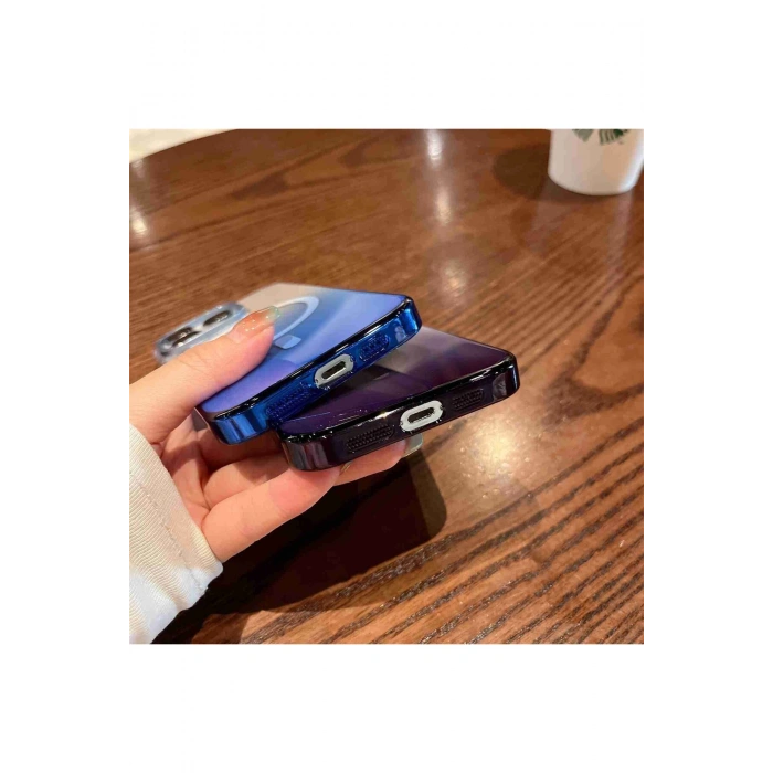 Apple iPhone 16 ile Uyumlu Metal Kamera Çerçeveli Sert PC Renk Geçişli MagSafe Uyumlu Kılıf