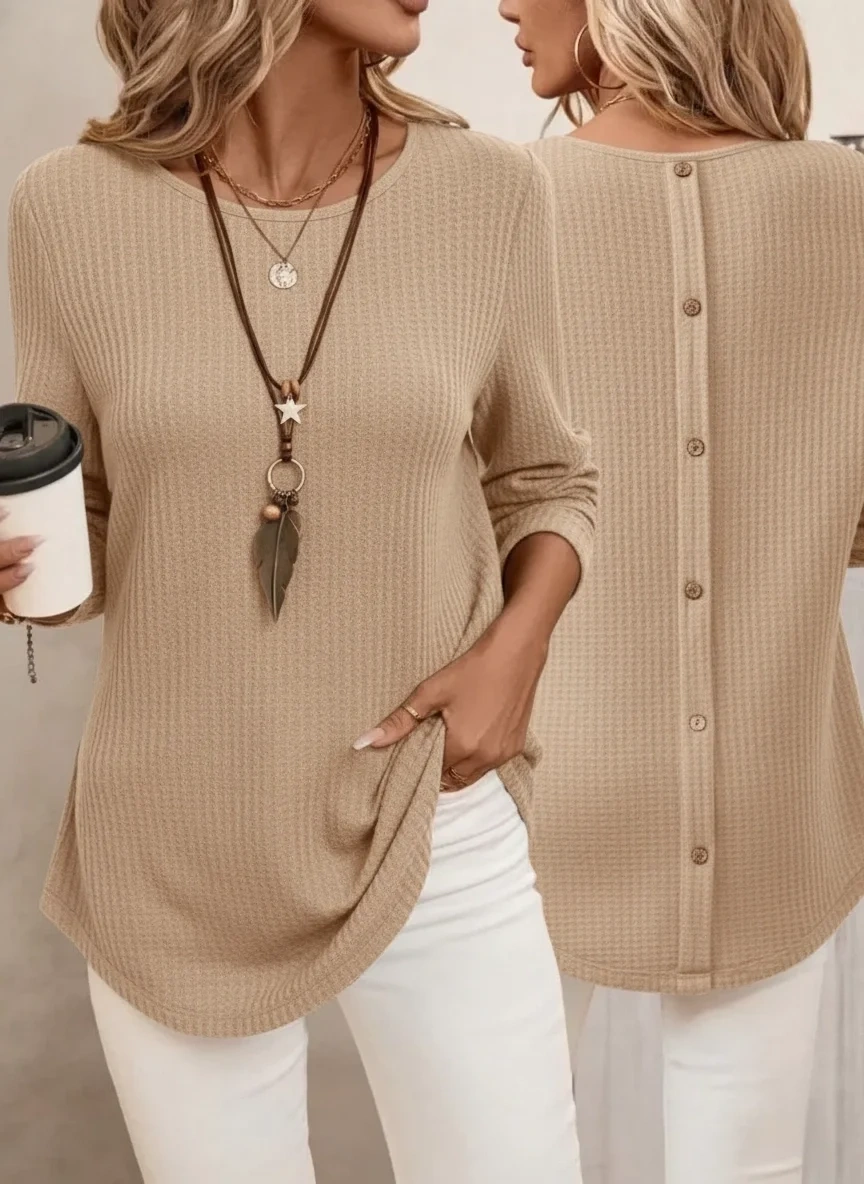 bysoca Kadın Bej Sırtı Düğmeli Bisiklet Yaka Uzun Kollu Oval Etek Uçlu Waffle Kumaş Bluz Tunik