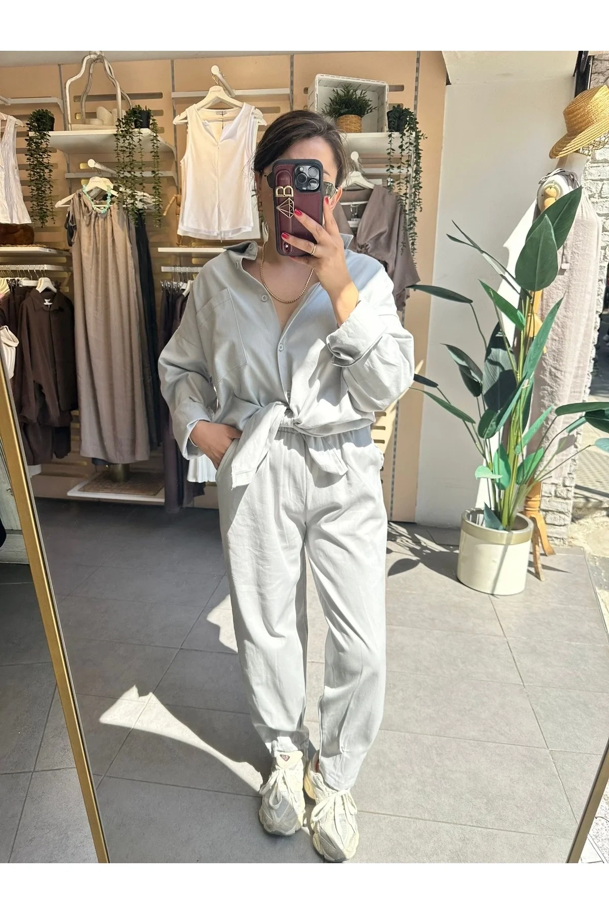 bysoca Kadın Gri Oversize Yıkamalı Gabardin Gömlek ve Beli Lastikli Havuç Pantolon İkili Takım