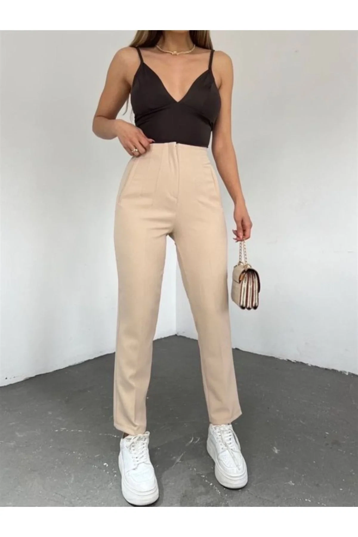 bysoca Kadın Krem Yüksek Bel Önü Pensli Havuç Kesim Bilek Boy Klasik Ofis Kumaş Pantolon