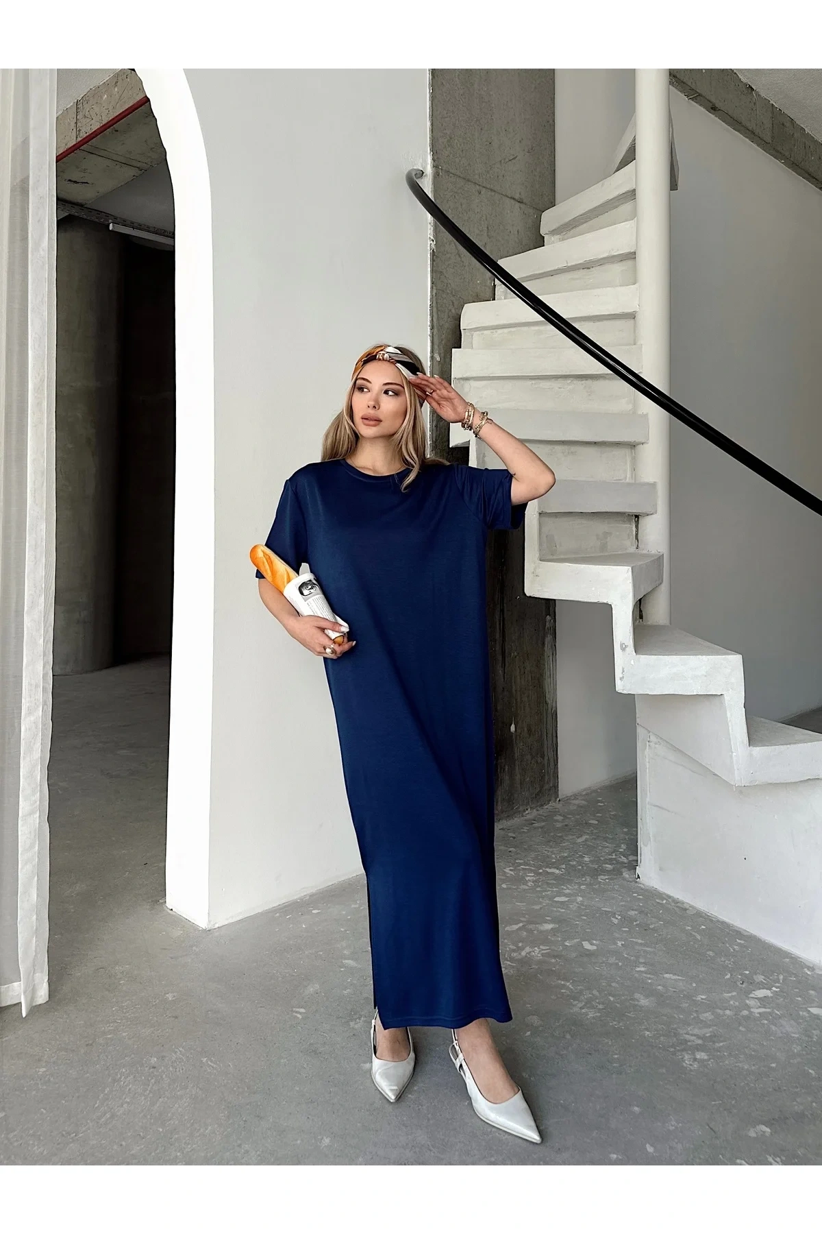 bysoca Kadın Lacivert Bisiklet Yaka Kısa Kollu Yırtmaçlı Rahat Kalıp Modal Pike Kumaş Midi Elbise