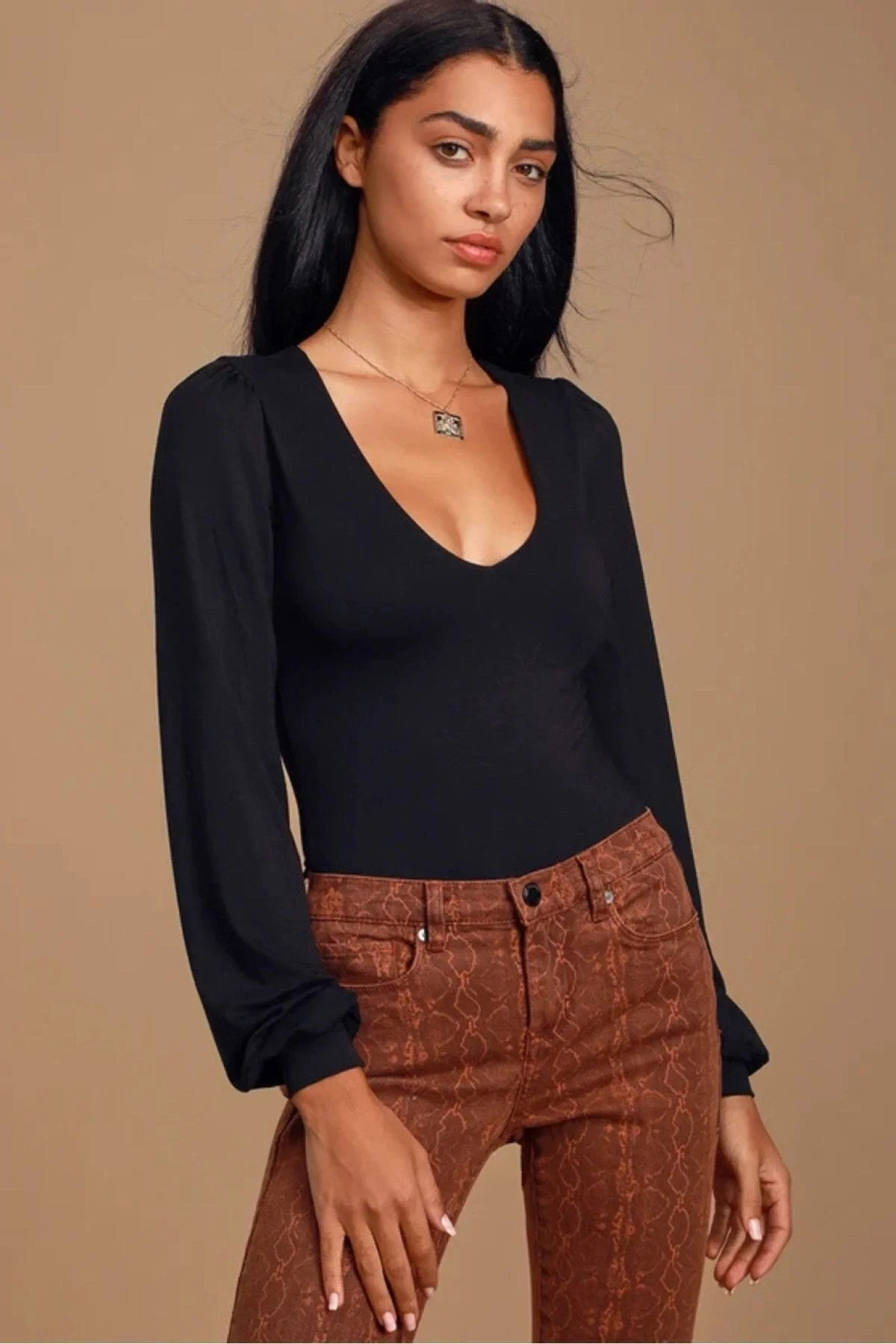 bysoca Kadın Siyah Geniş U Yaka Balon Kol Vücudu Saran Sandy Kumaş Tanga Basic Bodysuit