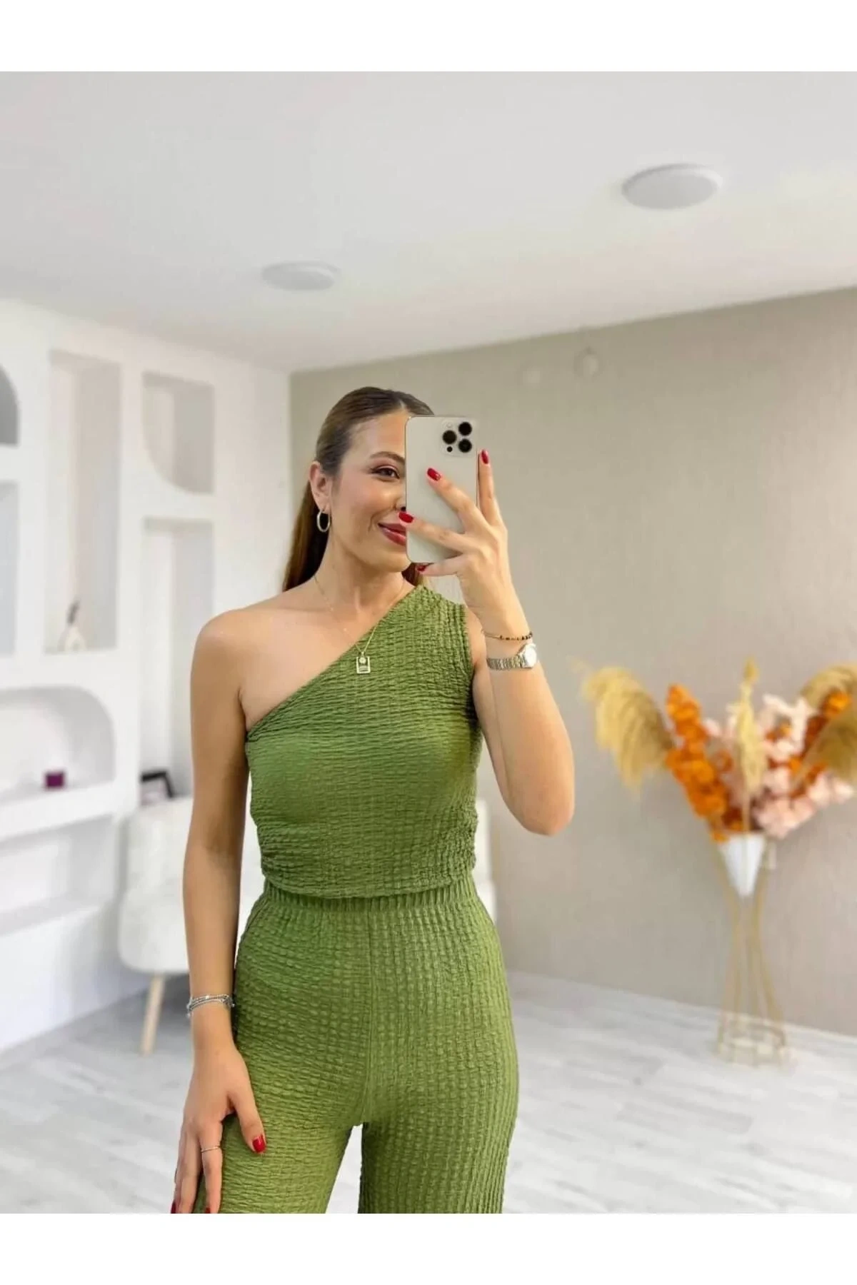 bysoca Kadın Yeşil Tek Omuz Asimetrik Kesim Gofre Dokulu Günlük Yazlık Crop Bluz