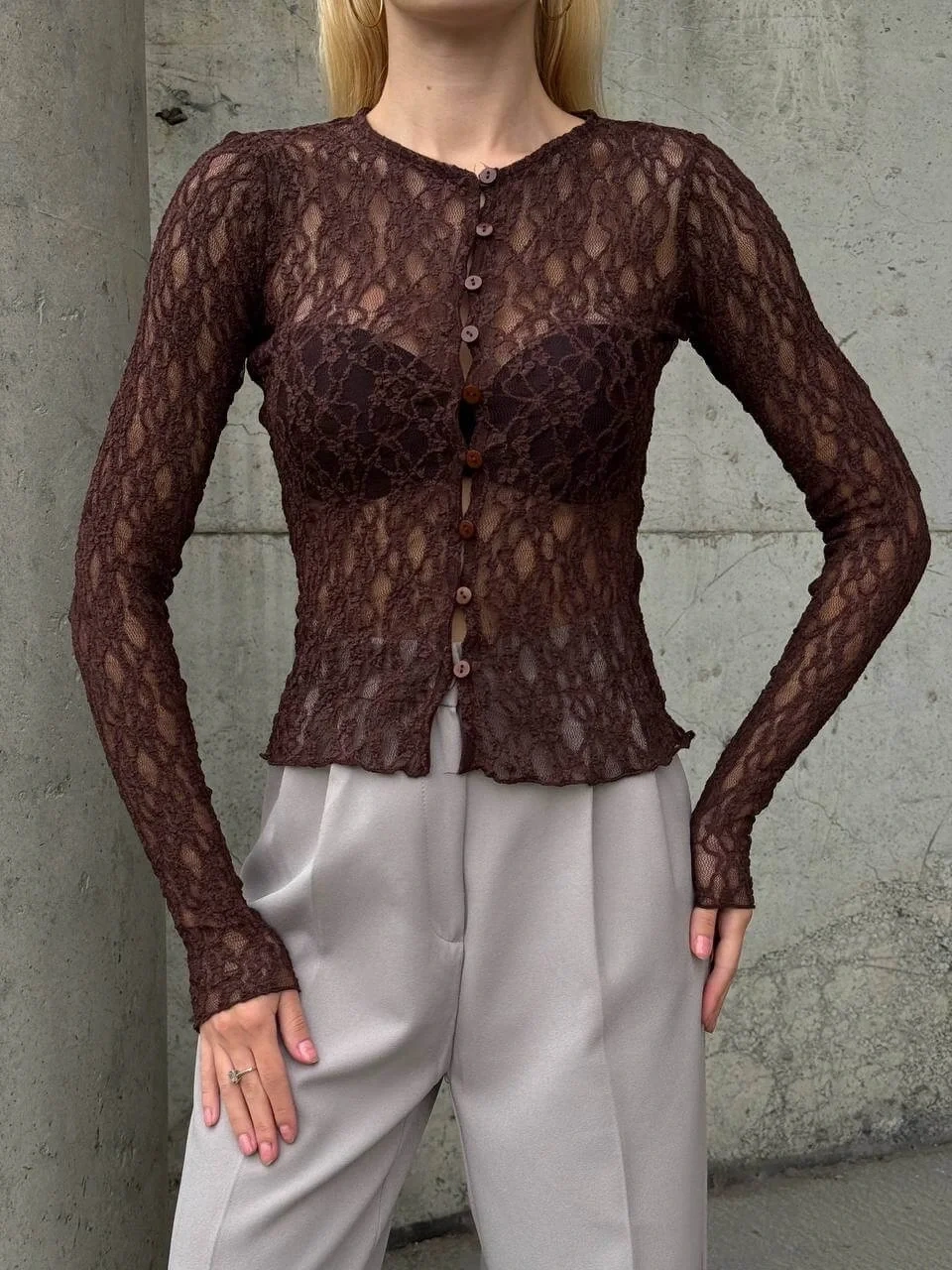 bysoca Kadın Kahverengi Bisiklet Yaka File Desenli Düğmeli Uzun Kollu Transparan Dantel Hırka Bluz