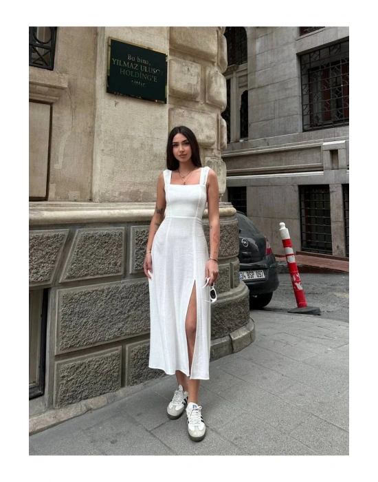 Bağcıklı Sırt Detaylı Yırtmaçlı Keten Maxi Elbise – Yazlık Şıklık