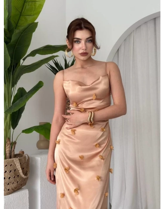 Dora Çiçek Detaylı Elbise