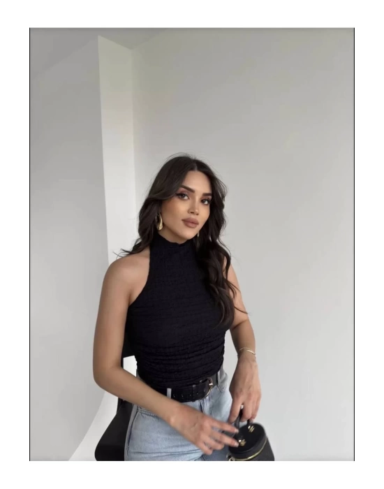 bysoca Kadın Siyah Halter Yaka Sırtı Açık Boyundan Bağlamalı Gofre Dokulu Yazlık Crop Bluz