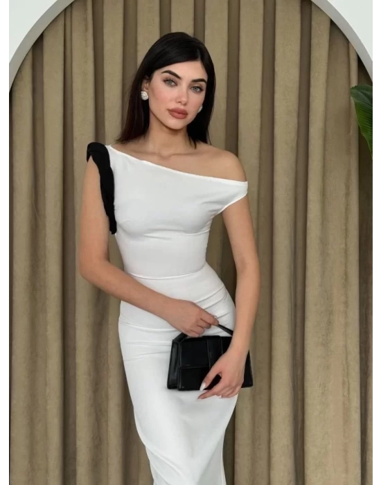 Jovani Omuz Detaylı Elbise