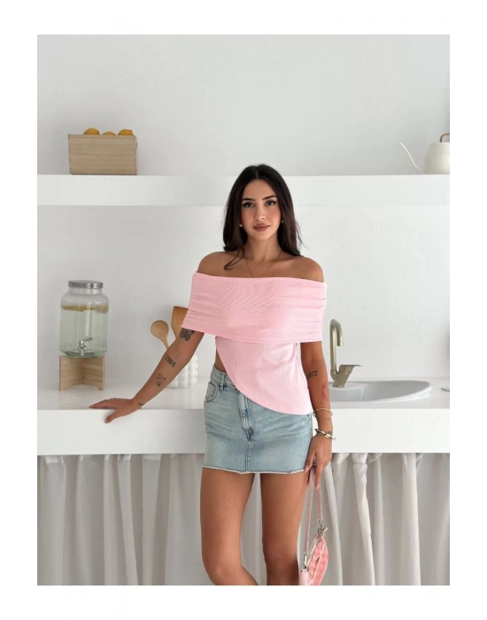 bysoca Kadın Pembe Carmen Yaka Düşük Omuz Asimetrik Kesim Ottoman Kumaş Crop Bluz