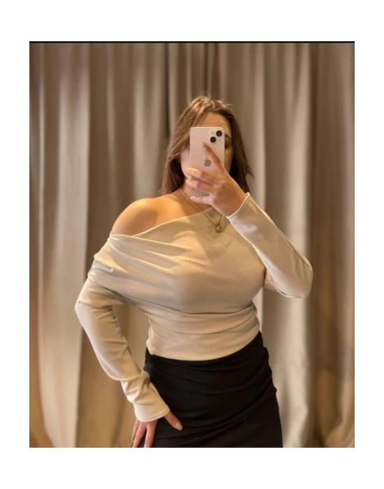 bysoca Kadın Bej Kayık Yaka Tek Omuz Dekolteli Uzun Kollu Günlük Body Bluz