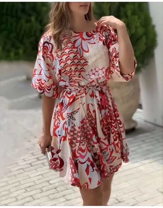 Kadın Kısa Balon Kollu Yuvarlak Yakalı Pileli Desenli Mini Elbise