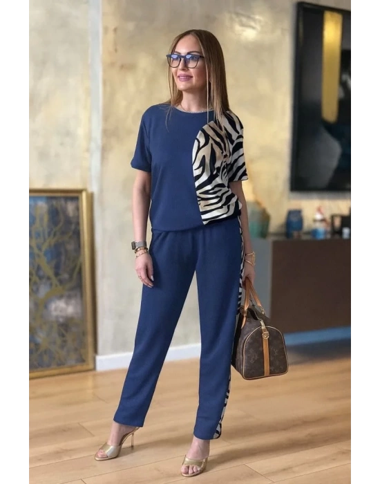 Kadın Kısa Kollu Bisiklet Yaka Zebra Desen Bluz Ve Pantolon Ikili Takım
