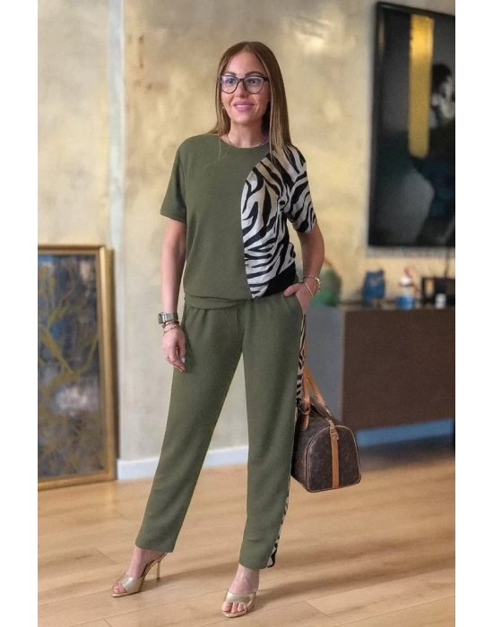 Kadın Kısa Kollu Bisiklet Yaka Zebra Desen Bluz Ve Pantolon Ikili Takım