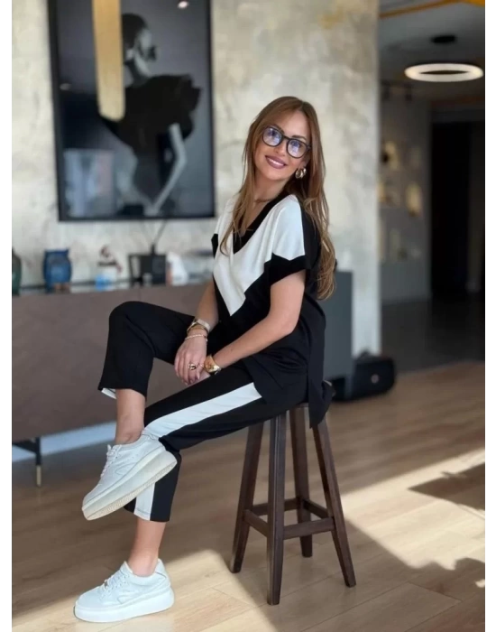 Kadın Kısa Kollu V Yaka Siyah Beyaz Renkli Viskon Iki Iplik Kumaş Eşofman Takımı