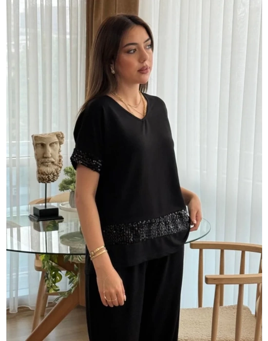 Kadın Kısa Kollu V Yakalı Pul Payetli Viskon Iki Iplik Bluz Ve Pantolon Ikili Takım