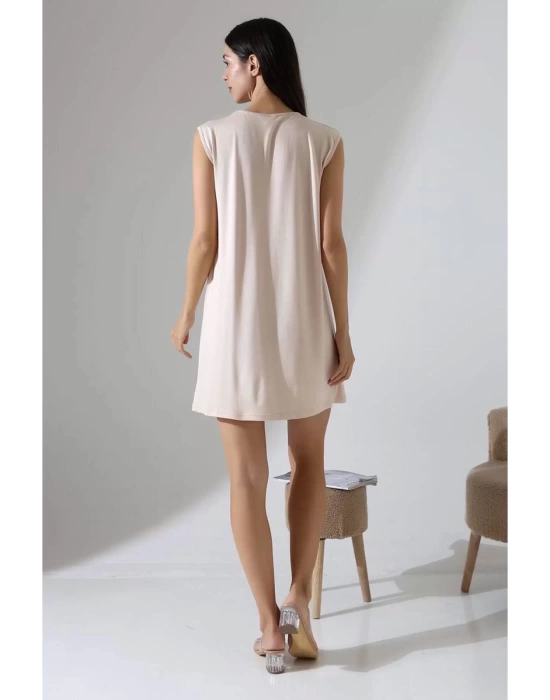 bysoca Kadın Krem Oversize Vatka Detaylı Kolsuz Bisiklet Yaka Basic Viskon Tunik Elbise