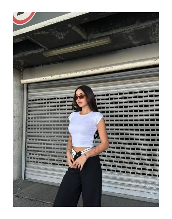 Kadın Likralı Basic Crop Tişört