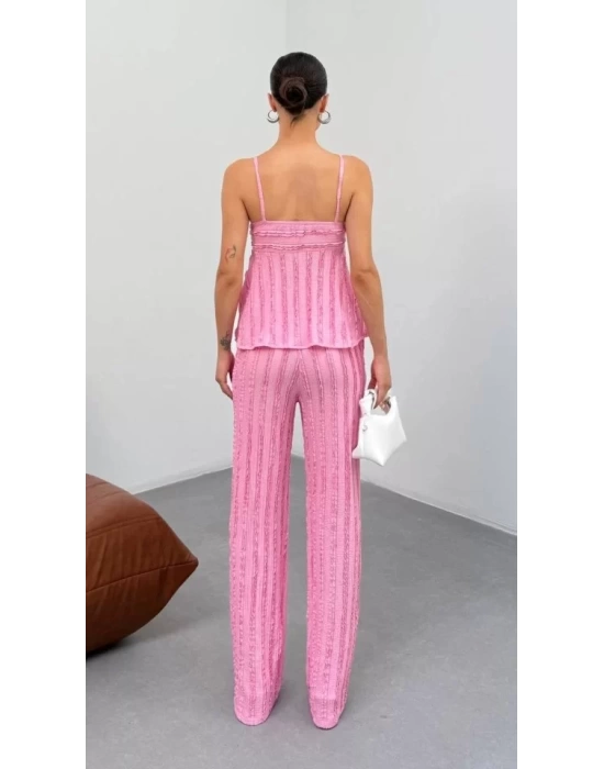 Kadın Pembe  Dokulu Askılı Üst Ve Bol Paça Pantolon 2’li Takım