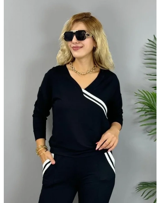 Kadın Ribana Detay Bluz Ve Ispanyol Paça Yırtmaçlı Pantolon Ikili Takım
