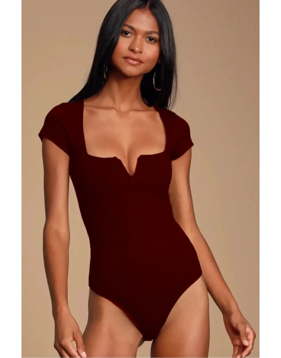 bysoca Kadın Bordo Göğüs Dekolteli V Yaka Detaylı Kare Yaka Kısa Kol İpek Jarse Bodysuit