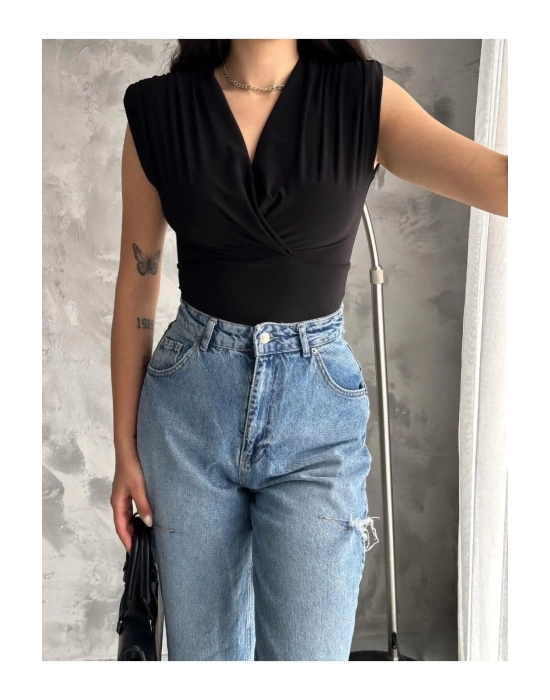 Kadın Siyah Vatkalı Çıtçıtlı Bodysuit