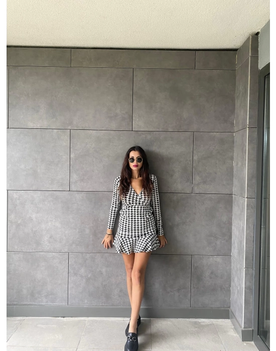 Kadın Uzun Kollu Kruvaze Yaka Kazayağı Mikro Mini Boy Elbise